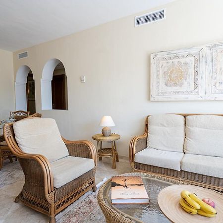 Costalita Beach Apartment Estepona Exterior photo